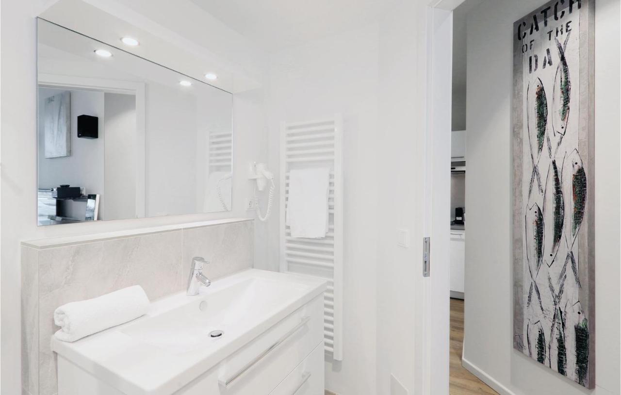 1 Bedroom Stunning Apartment In Luebeck Travemuende Extérieur photo